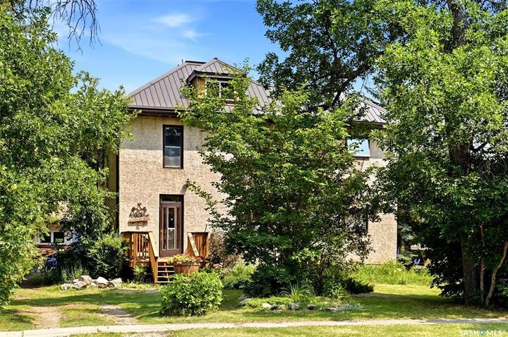 Property Photo: 913 Boyle Street SK S0G 2K0