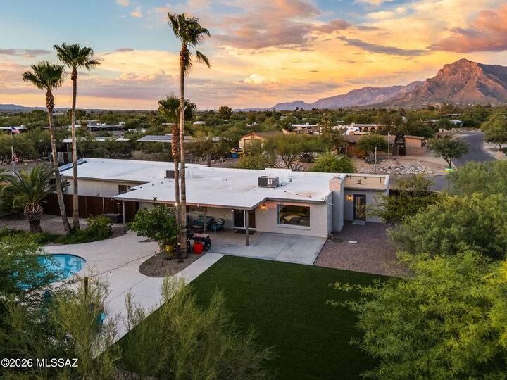 Property Photo:  7601 N Sultan Place  AZ 85704 