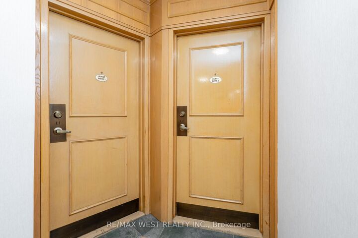 Property Photo: 24 Southport Street 749 ON M6S 4Z1