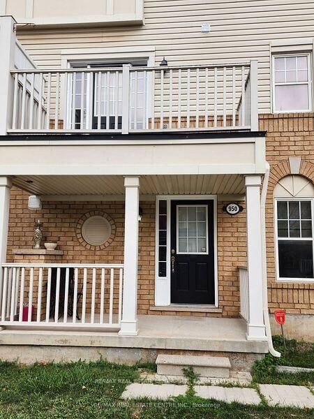 Property Photo: 950 Burgess Gardens ON L9T 0K6