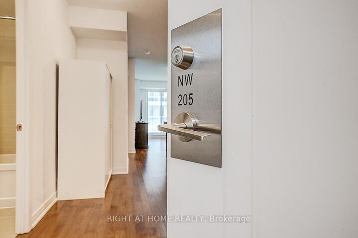 9201 Yonge Street 205 — photo 1