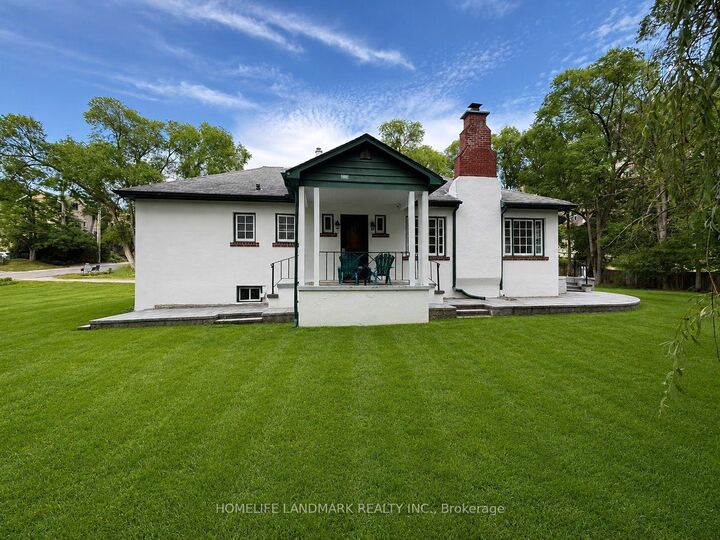 Property Photo: 119 Robinson Street ON L3P 1P2