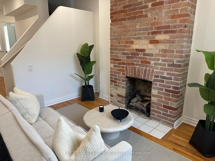 Property Photo:  37 Grant Street  ON M4M 2H6 
