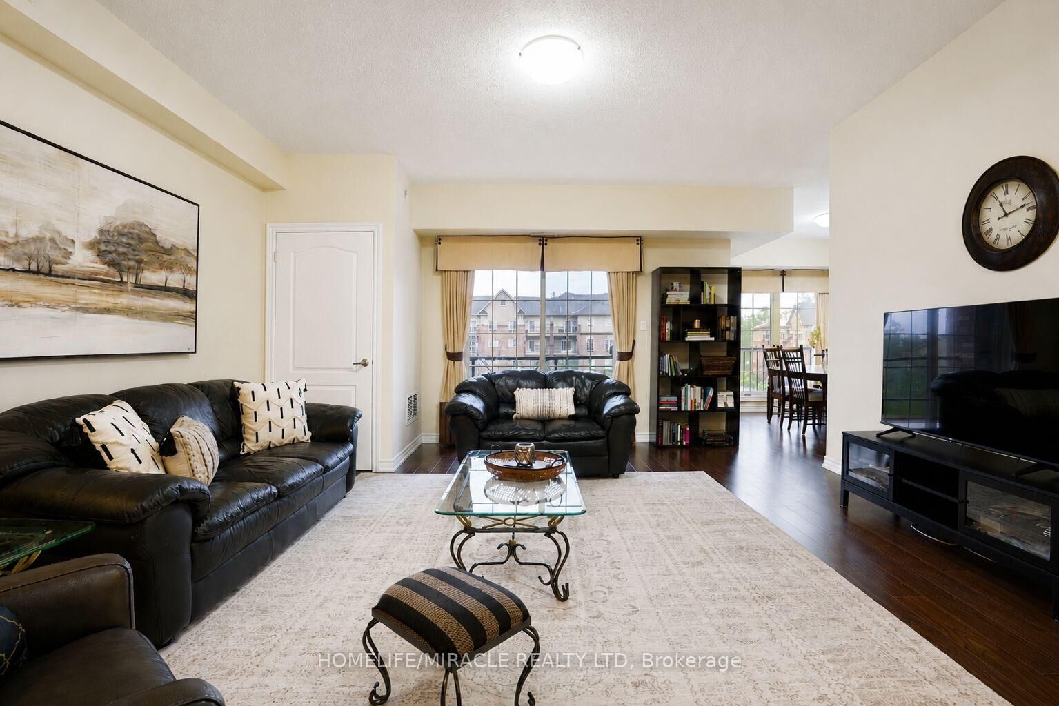 Property Photo: 39 Ferndale Drive S 312 ON L4N 5T5