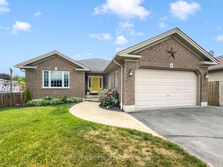 4 Jason Crescent — photo 1