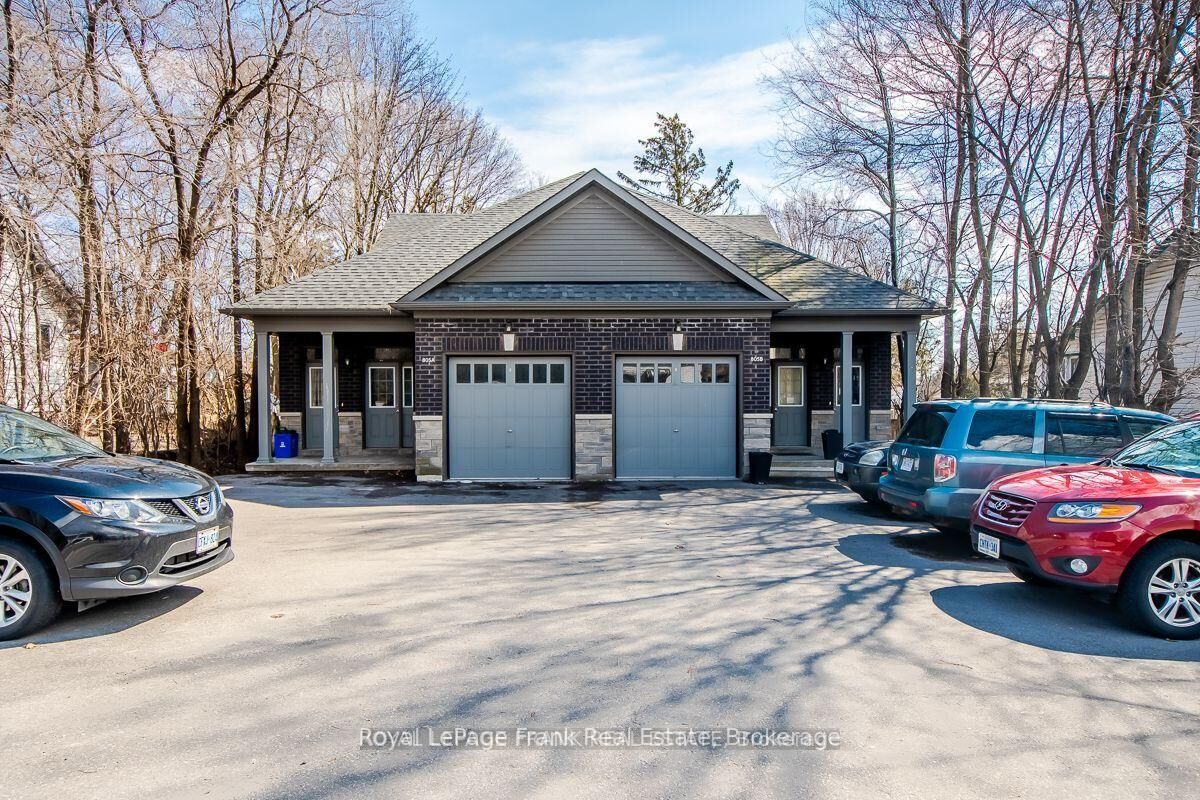 Property Photo:  805B Dundas Street Lower  ON L1N 2N6 