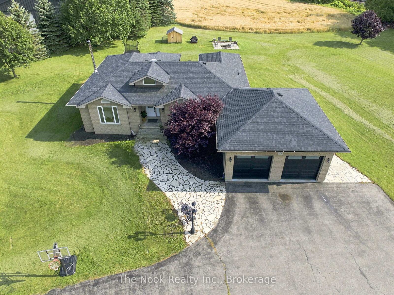 Property Photo: 3751 Concession 1 Road ON L1B 0E3