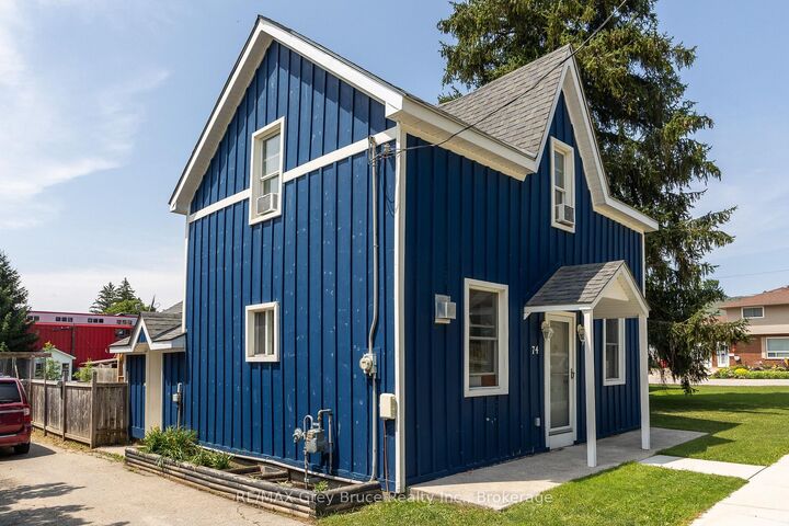 Property Photo: 74 Yonge Street S ON N0H 2N0