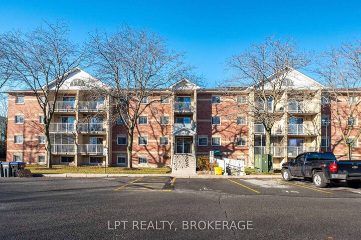Property Photo: 310 Kingsdale Avenue 107 ON K7M 8S1