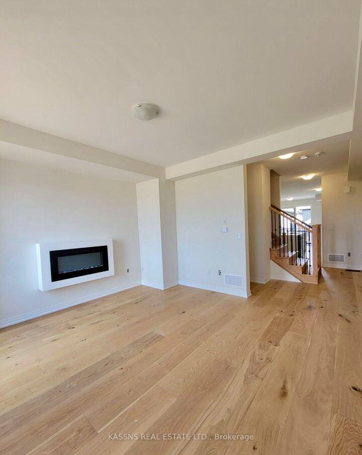 Property Photo: 3305 Sixth Line ON L6H 0Z6