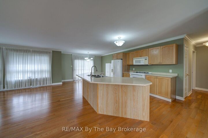 Property Photo: 452 Ramblewood Drive ON L9Z 1P4