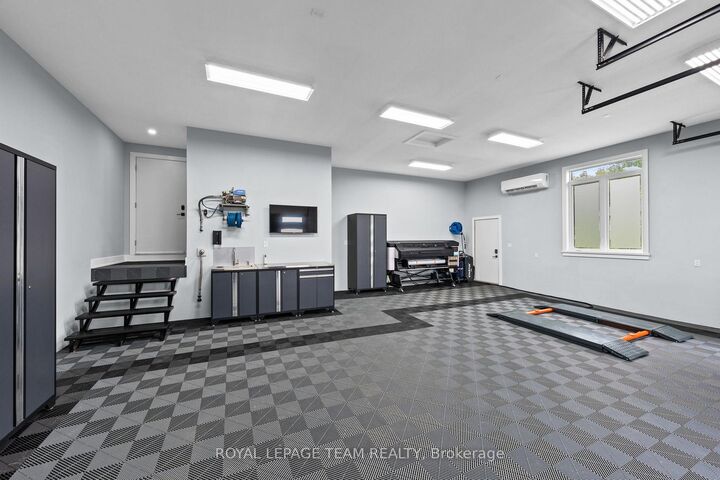 Property Photo: 176 Country Meadow Drive ON K0A 1L0