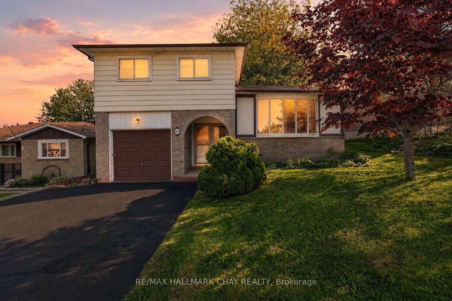 Property Photo: 28 Britannia Avenue ON L3Z 1A1