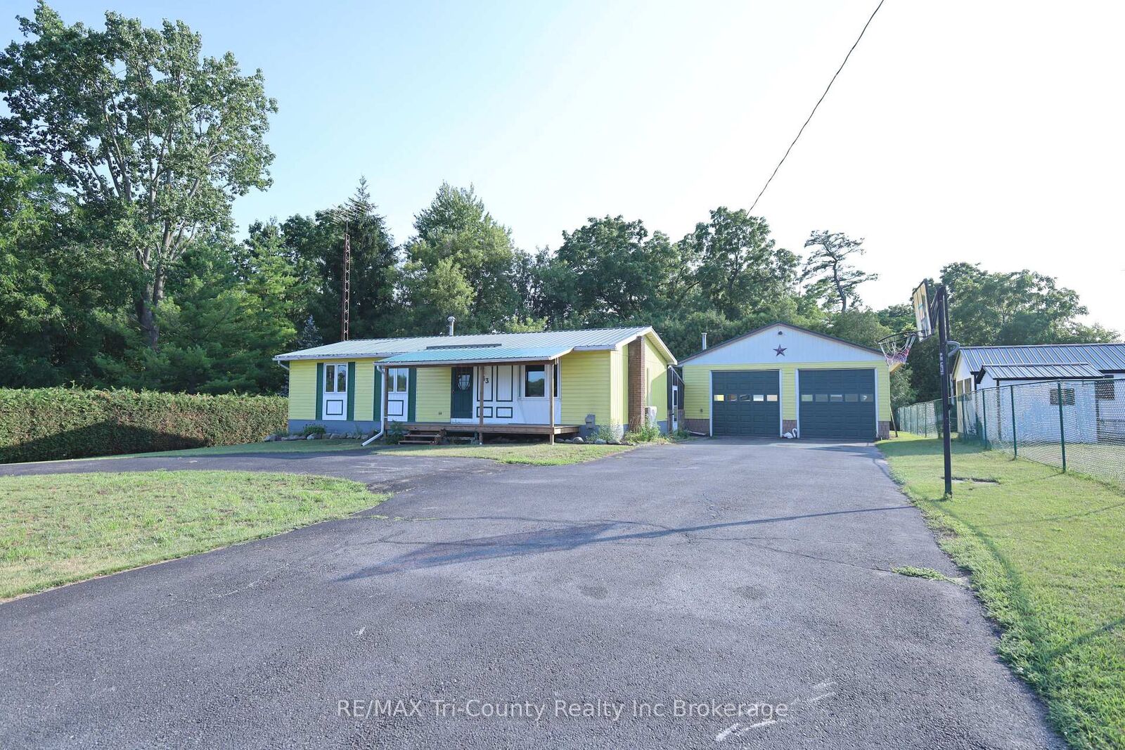 Property Photo: 43 South Street ON N0E 1X0