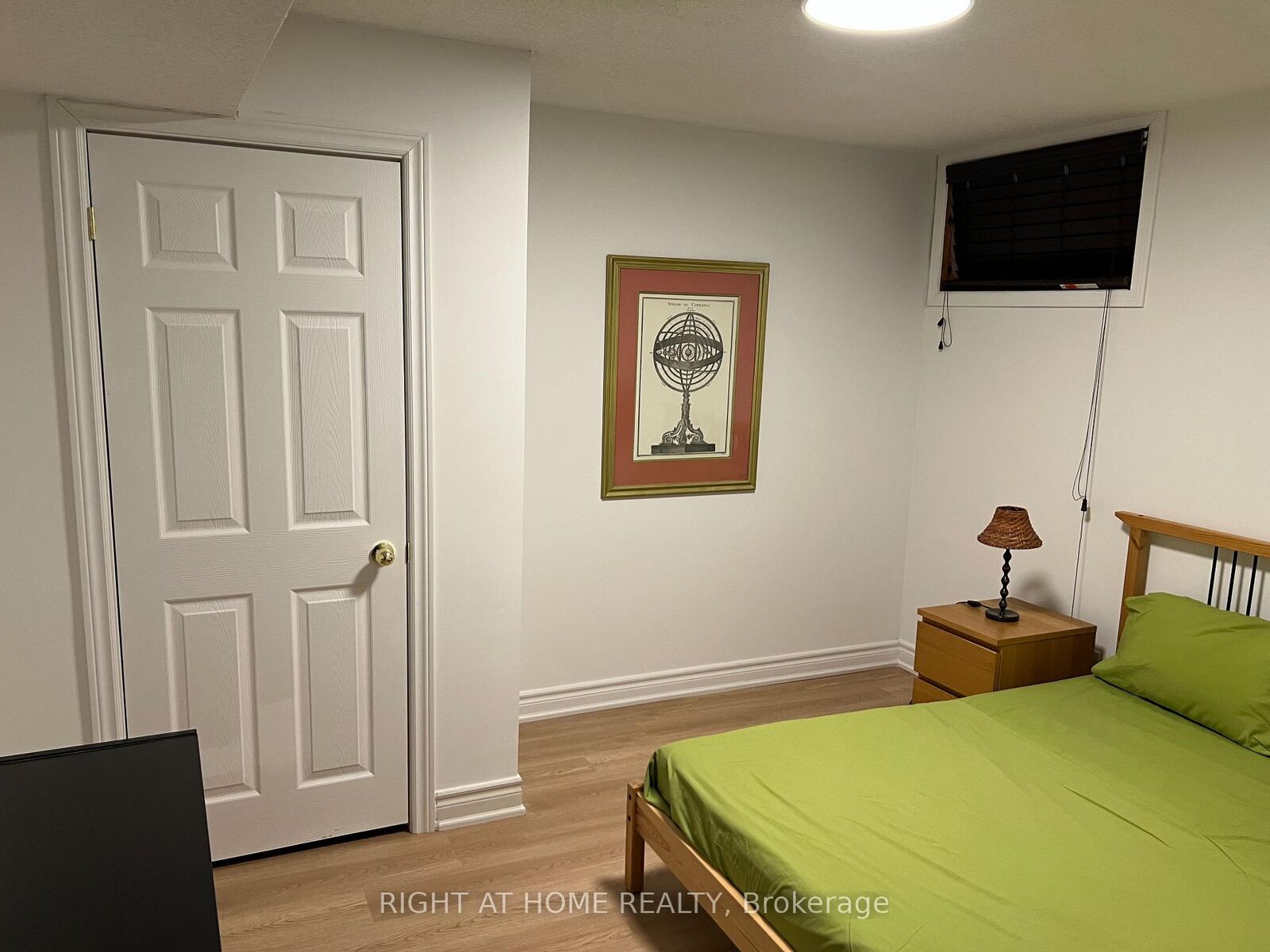 Property Photo:  
