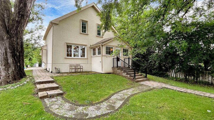 Property Photo: 98 Glen Cameron Road ON L3T 1P8