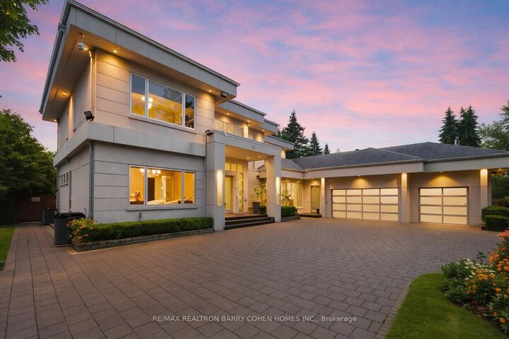19 Maryvale Crescent — photo 1