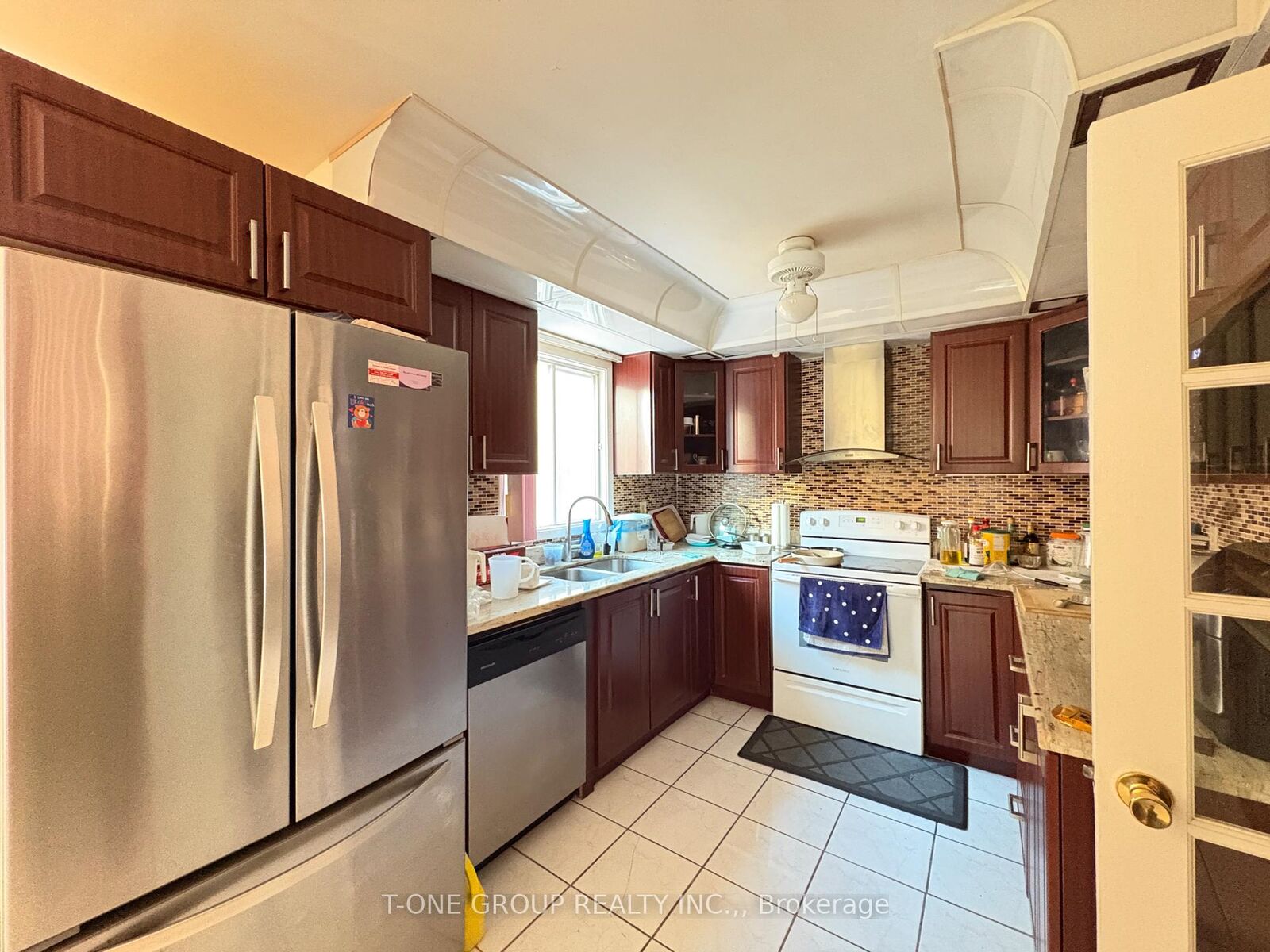 Property Photo:  59 Chloe Crescent 1st &Amp2nd Fl(No Master Br  ON L3S 2H8 