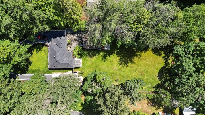 Property Photo: 5470 Alderley Rd BC V8Y 1X8