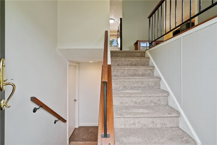 Property Photo:  1155 Marble Dr  PA 15046 