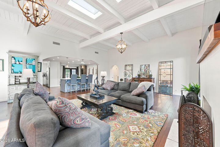 Property Photo:  6333 N Scottsdale Road 5  AZ 85250 