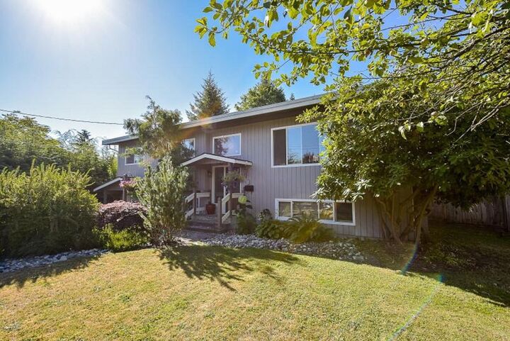 20270 50 Avenue — photo 1
