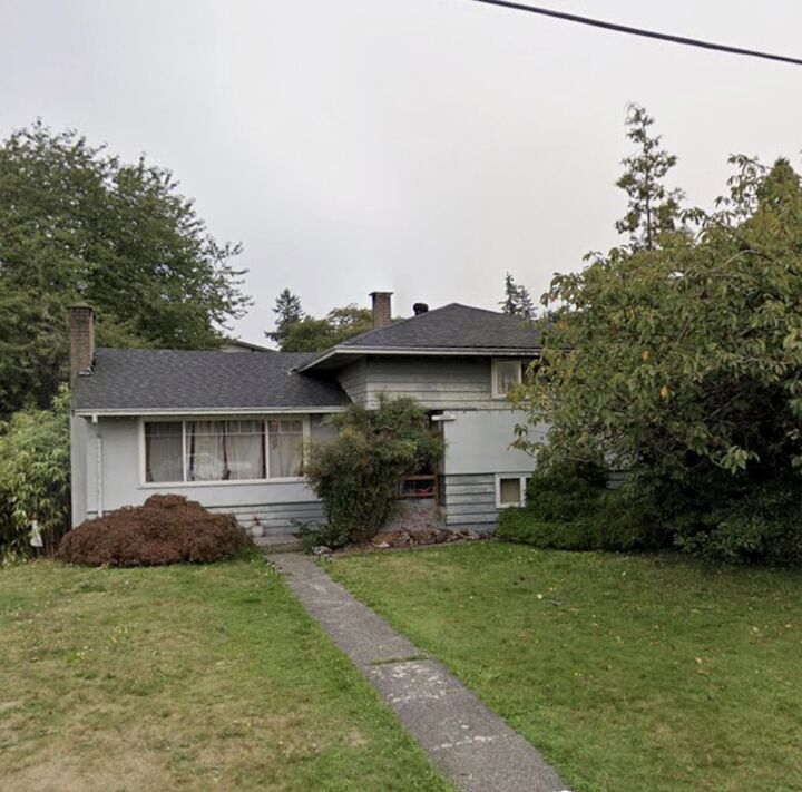 10910 128A Street — photo 1
