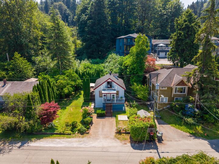 Property Photo: 2813 Jane Street BC V3H 2K7