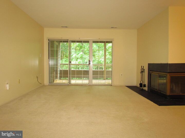 Property Photo:  110 Biscayne Court 7  NJ 08540 