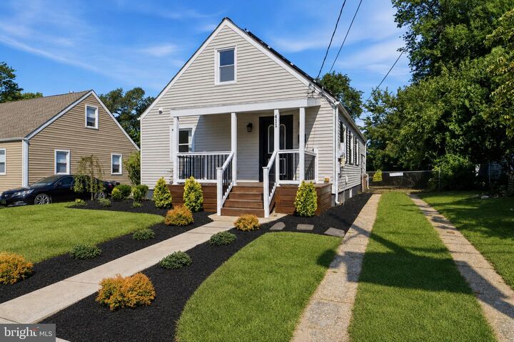 Property Photo:  411 Center Avenue  NJ 08078 