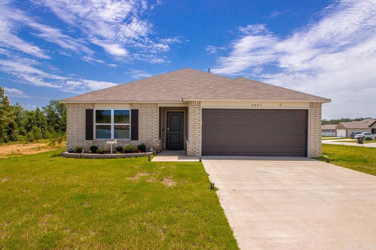 Property Photo:  8001 White Spruce Trail  AR 72011 