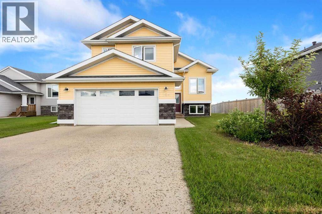 Property Photo: 204 Beaveridge Close AB T9H 2V7