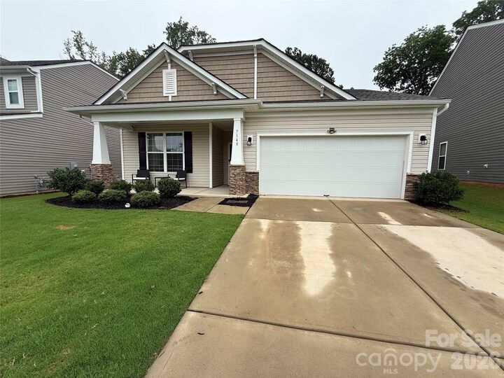 Property Photo:  7148 Wheyfield Drive  NC 28215 