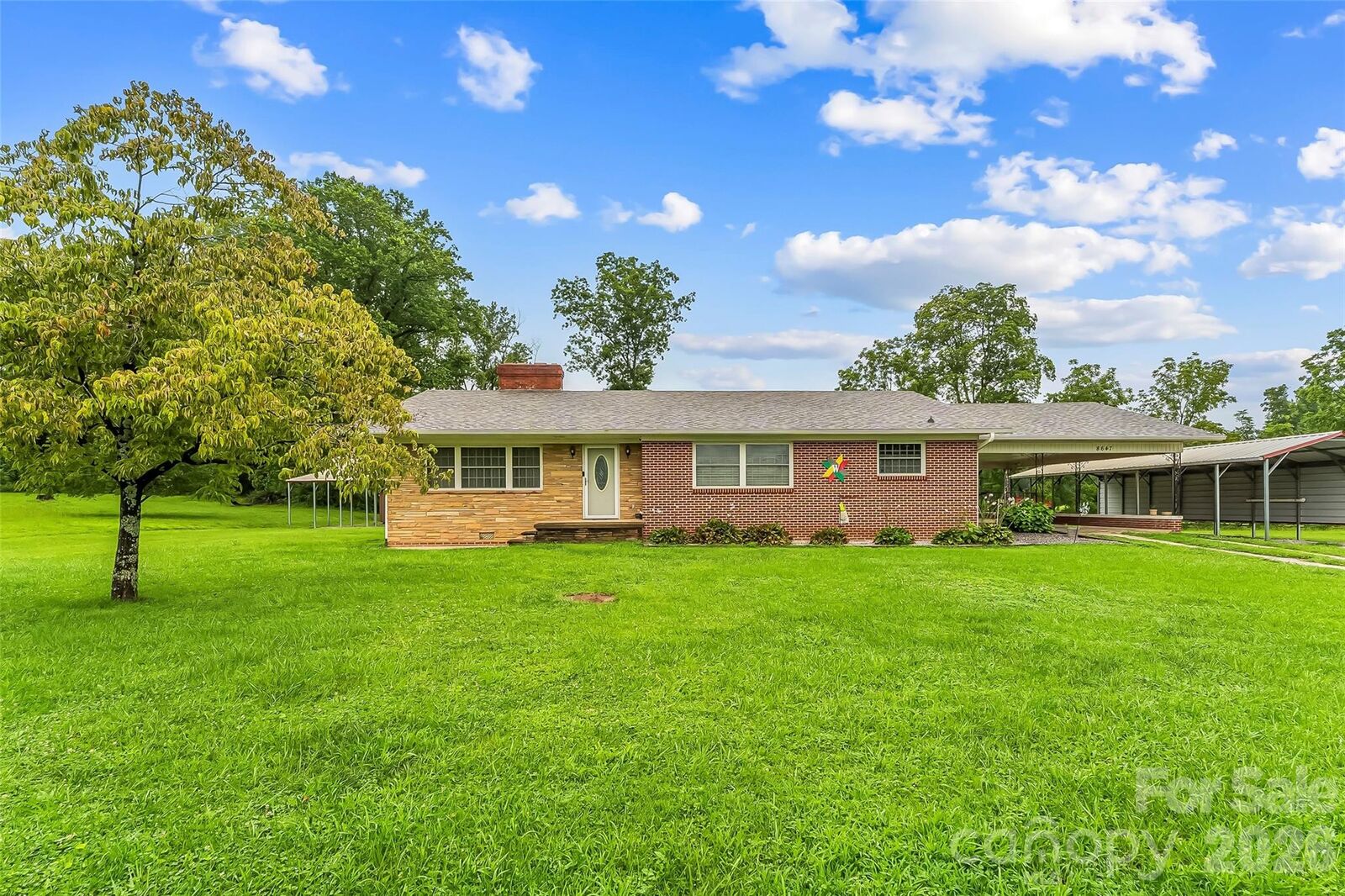 Property Photo: 8647 US 221 Highway N NC 28752