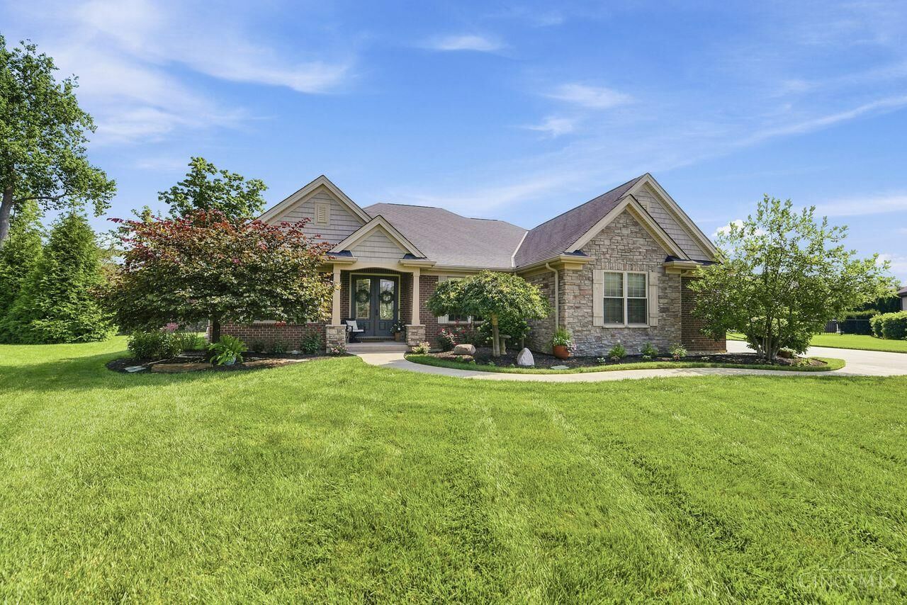 Property Photo: 7520 Grand River Court OH 45039
