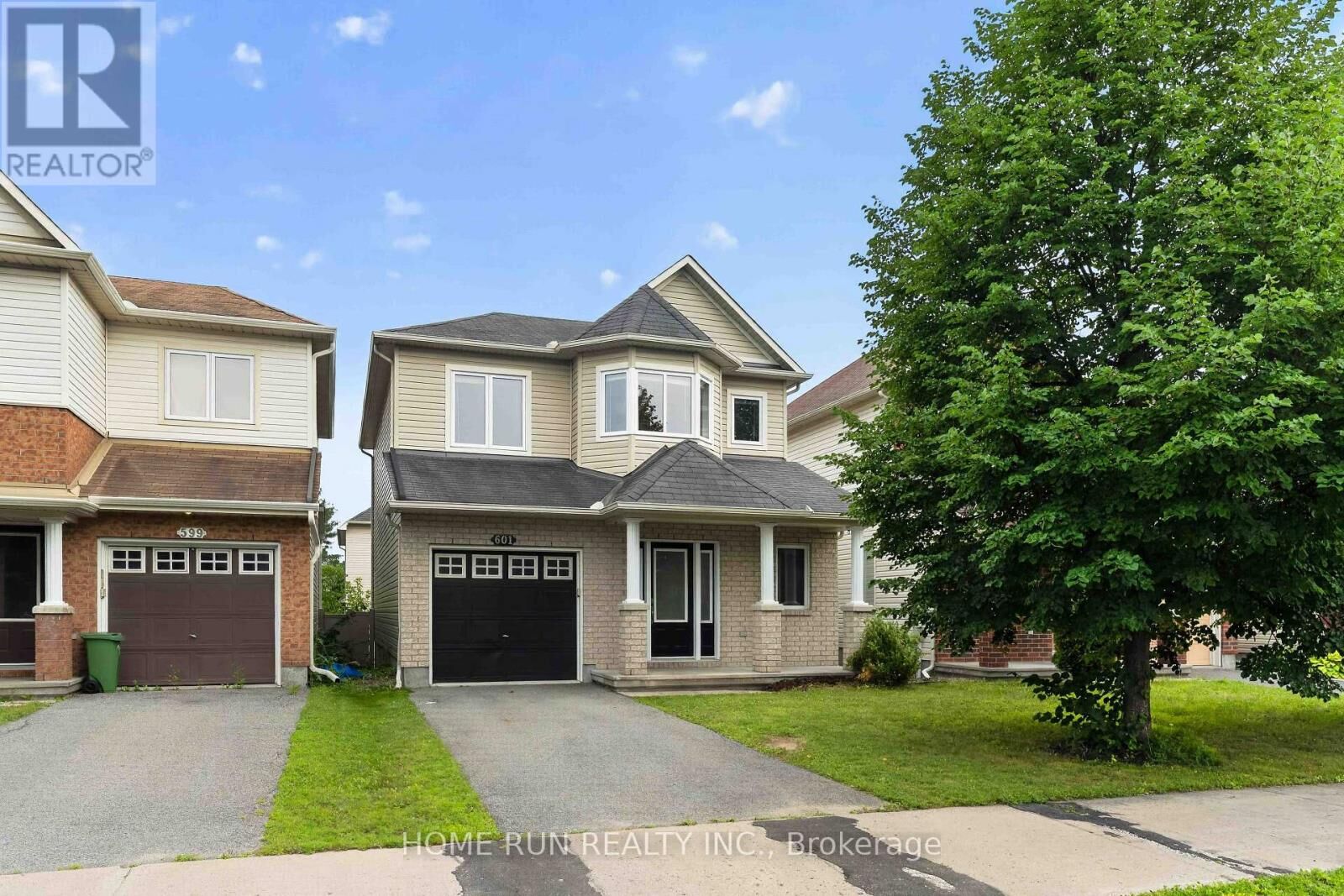 Property Photo: 601 Paul Metivier Drive ON K2J 0X9