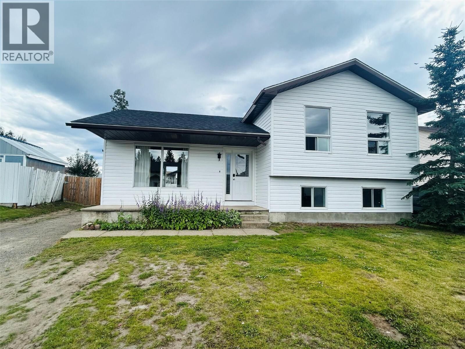 Property Photo:  156 Valleyview Crescent  BC V0C 2W0 