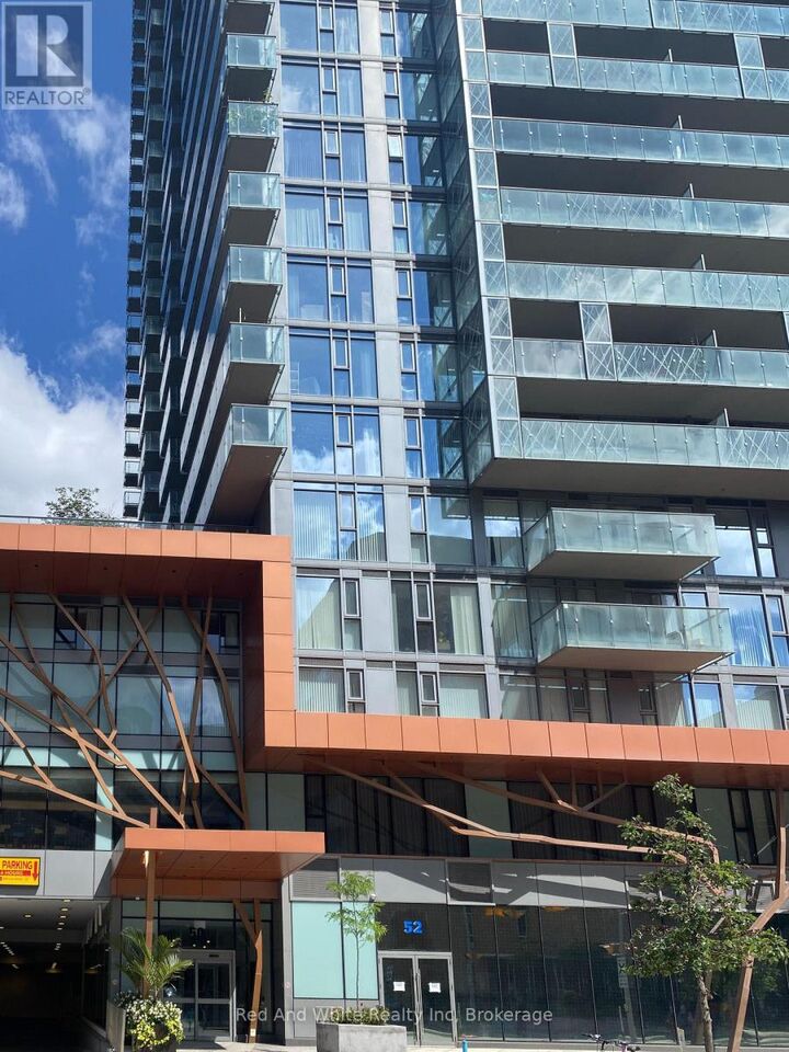 Property Photo: 50 Wellesley Street East 3207 ON M4Y 0C8