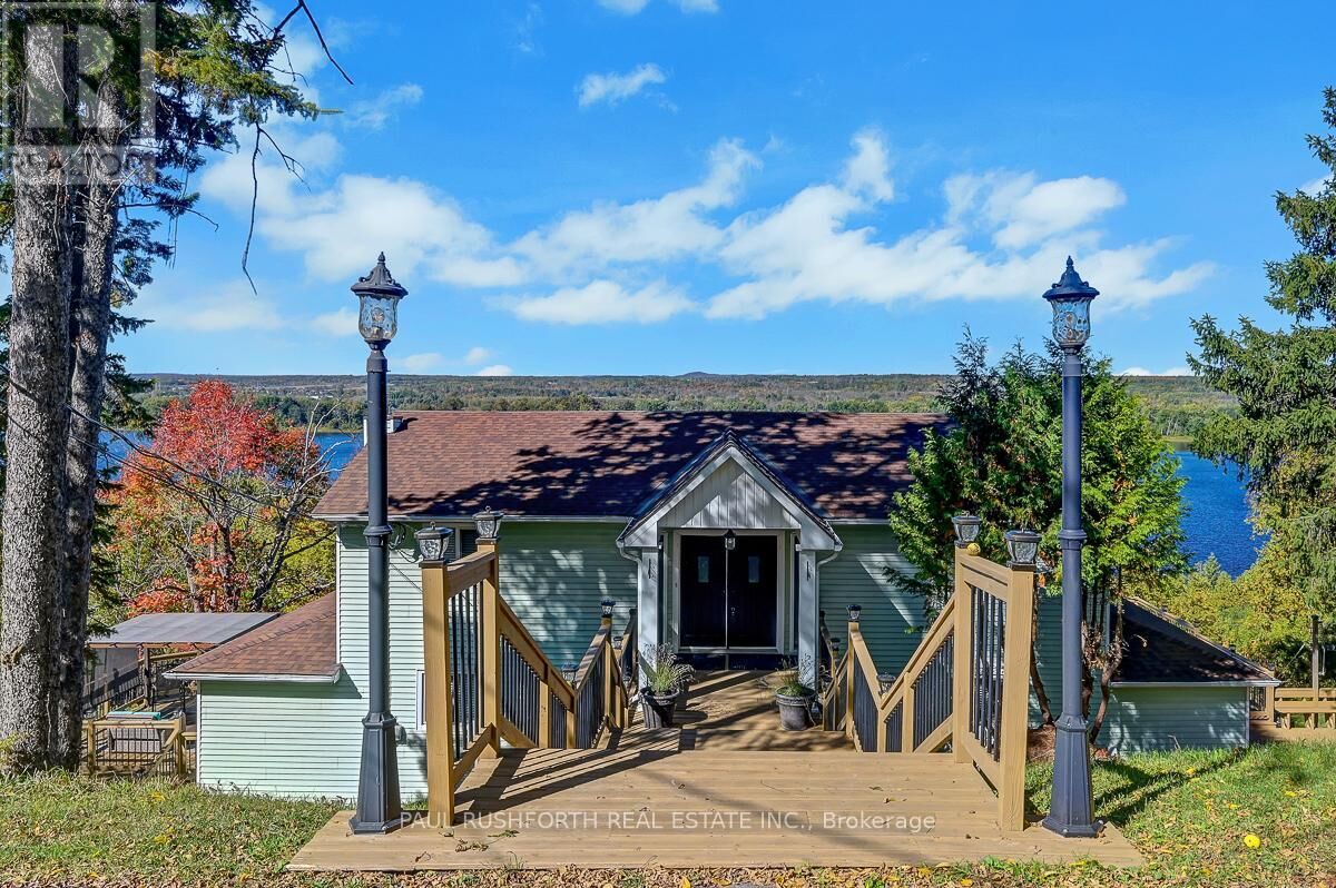 Property Photo: 1565 Lilac Lane ON K4C 1C4
