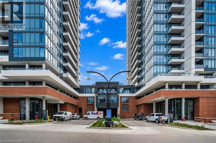 Property Photo:  15 Wellington Street South 1007  ON N2G 0E4 