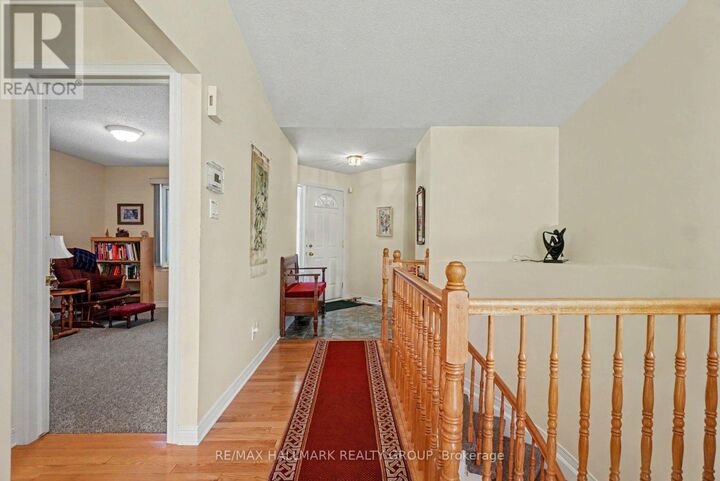 Property Photo:  13 Waterthrush Crescent  ON K2M 2V2 