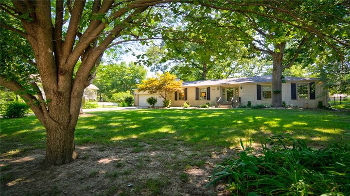 Property Photo:  5224 Yavapai Drive  IL 62535 