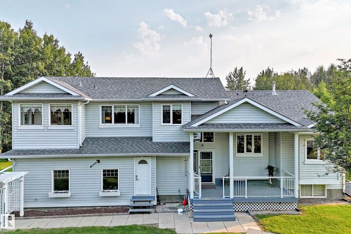 Property Photo: 26321 Hghway 627 8 AB T7Y 1C7