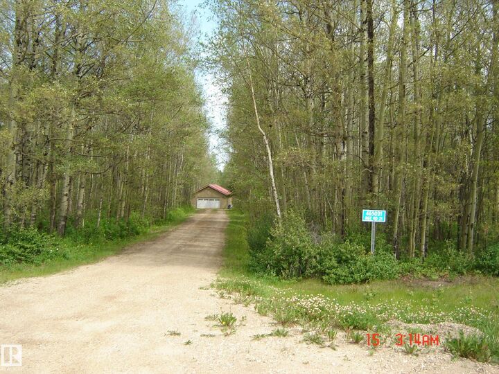 Property Photo: 465031 Rge Road 21 AB T0C 2V0