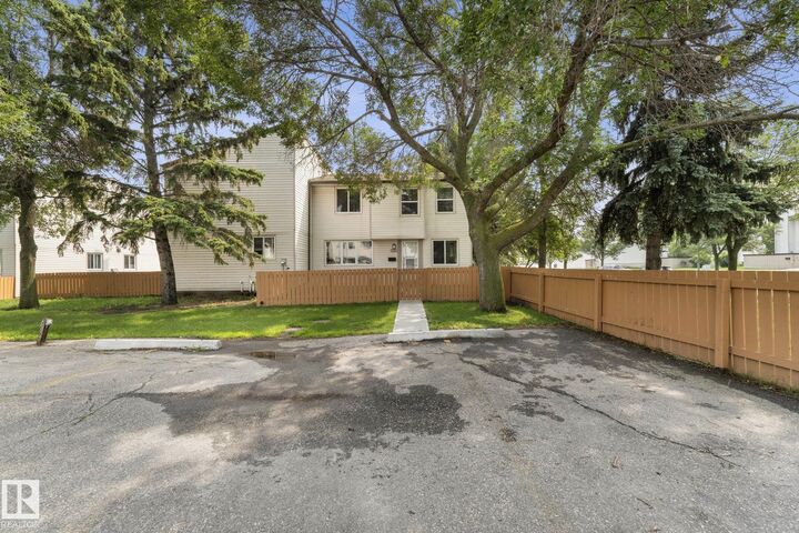 Property Photo:  6533 180 Street NW  AB T5T 2A3 
