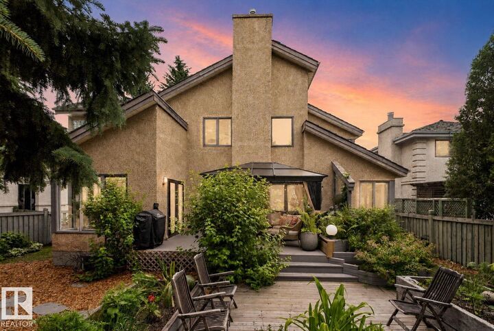 Property Photo: 168 Weaver Drive NW AB T6M 2K3