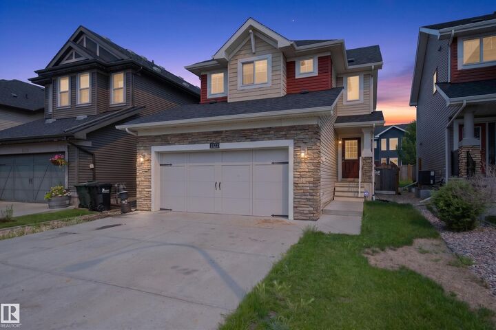 1122 Allendale Crescent — photo 1