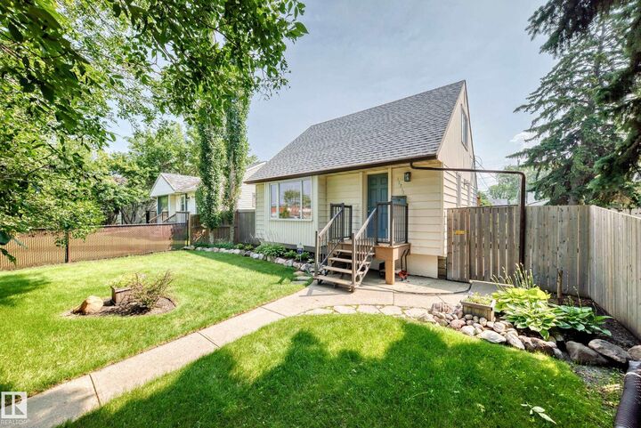 Property Photo:  12211 107 Street NW  AB T5G 2S9 
