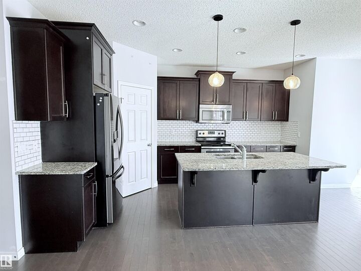 Property Photo: 7819 173 Avenue NW AB T5Z 0H6