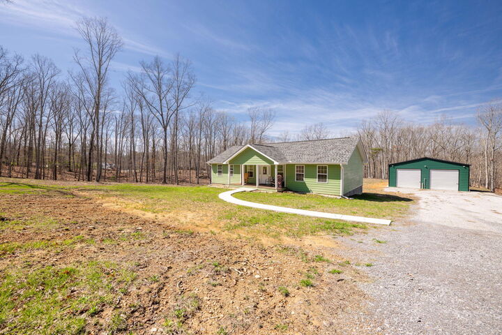 Property Photo: 511 Black Mountain Road TN 37327